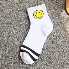 Load image into Gallery viewer, Smiling Face Socks